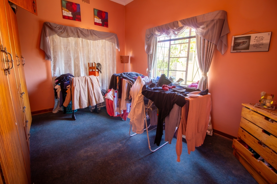 3 Bedroom Property for Sale in Lemoendraai Northern Cape